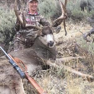 Meet your Posher, Cindy